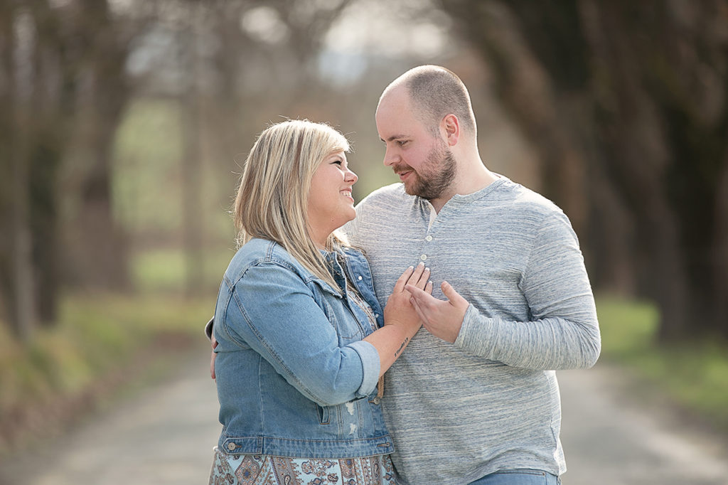 Tuscany destination engagement photographer